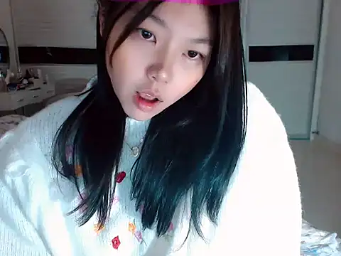 -Lucky Girl online show from 23, 11, 2025