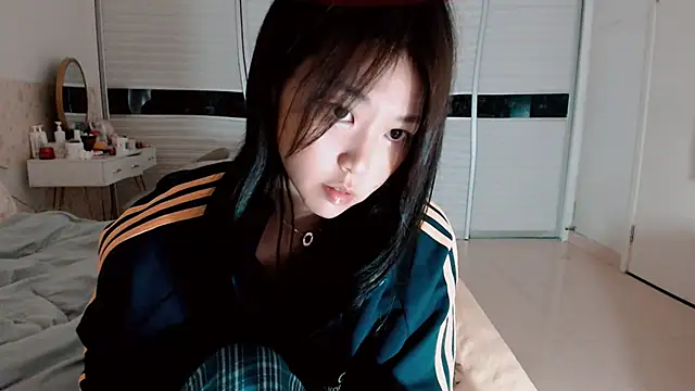 -Lucky Girl online show from 30, 9, 2025