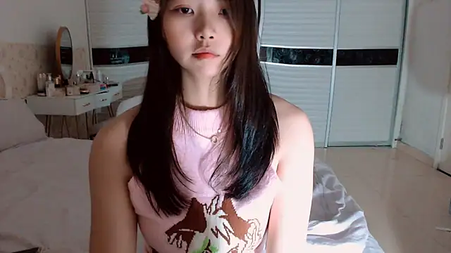 -Lucky Girl online show from 1, 6, 2026