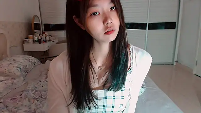 -Lucky Girl online show from 23, 5, 2026