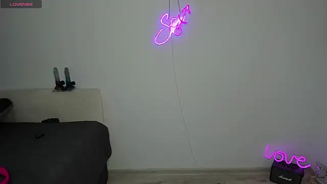 Bitch Coin online show from 17, 10, 2025