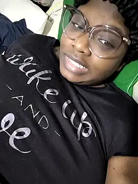 Jhoxy M online show from 7, 4, 2026