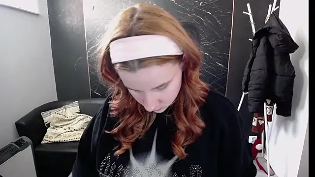 littleviki7 online show from 19, 3, 2025