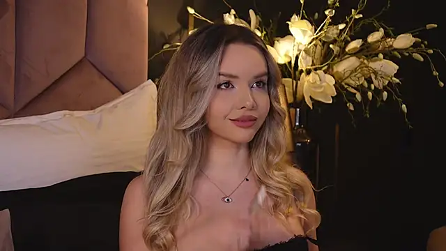 Snapshot of KatyaBelle chatting on 17, 2, 2025 KatyaBelle online show from 17, 2, 2025