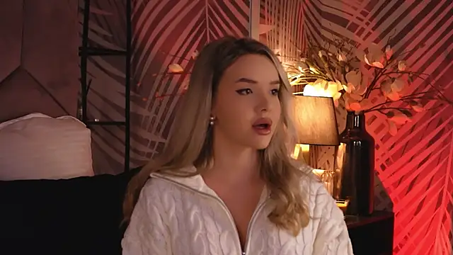 Snapshot of KatyaBelle chatting on 22, 11, 2025 KatyaBelle online show from 22, 11, 2025