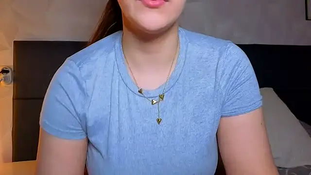 Sweetninaaa online show from 17, 5, 2026