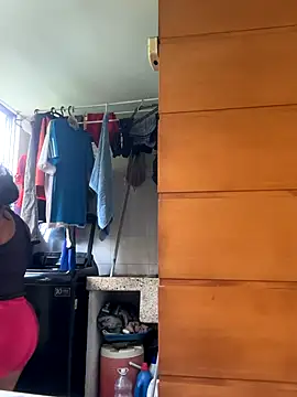 Snapshot of emmyjhonson07 chatting on 7, 10, 2025 emmyjhonson07 online show from 7, 10, 2025