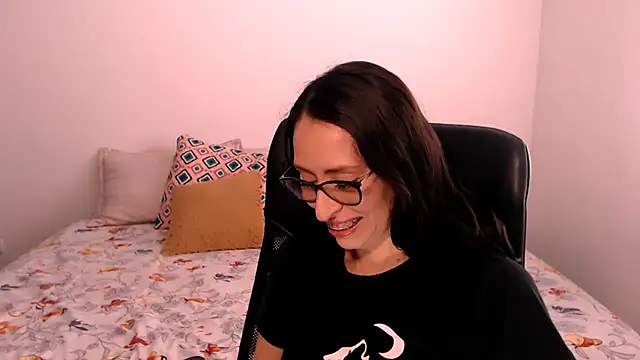 AliceRossi online show from 9, 9, 2025