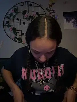 Snapshot of _Neeka_ chatting on 15, 2, 2026 Neeka online show from 15, 2, 2026