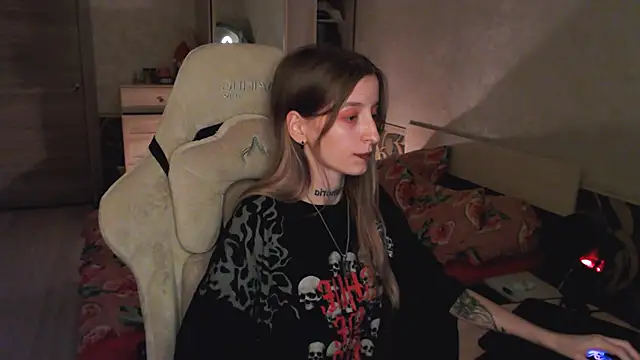 Cath dysphoria  online show from 25, 9, 2025