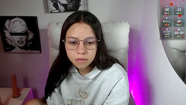 SamanthaRoldaan online show from 10, 11, 2025