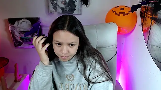 SamanthaRoldaan online show from 30, 10, 2025