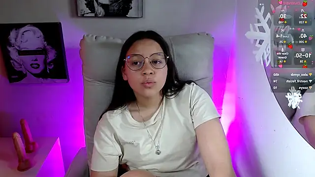 Snapshot of SamanthaRoldaan chatting on 5, 1, 2026 SamanthaRoldaan online show from 5, 1, 2026