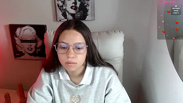 SamanthaRoldaan online show from 6, 11, 2025