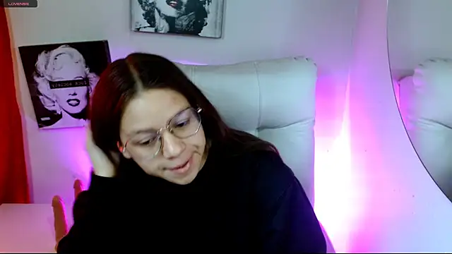 Snapshot of SamanthaRoldaan chatting on 25, 2, 2026 SamanthaRoldaan online show from 25, 2, 2026