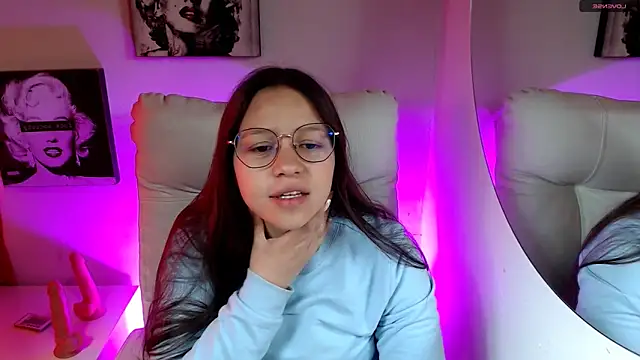 Snapshot of SamanthaRoldaan chatting on 8, 2, 2026 SamanthaRoldaan online show from 8, 2, 2026