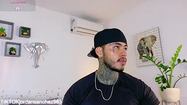 JordanSmiith  online show from 3, 2, 2026