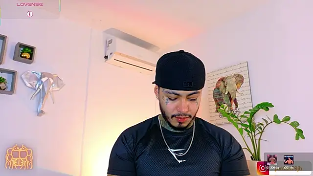 Snapshot of JordanSmiith_ chatting on 17, 7, 2026 JordanSmiith online show from 17, 7, 2026