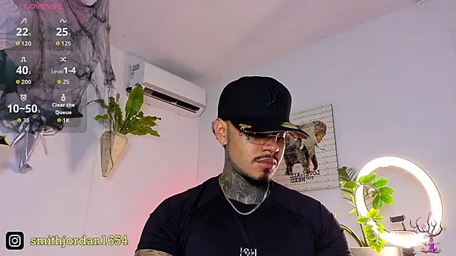 JordanSmiith  online show from 31, 10, 2025