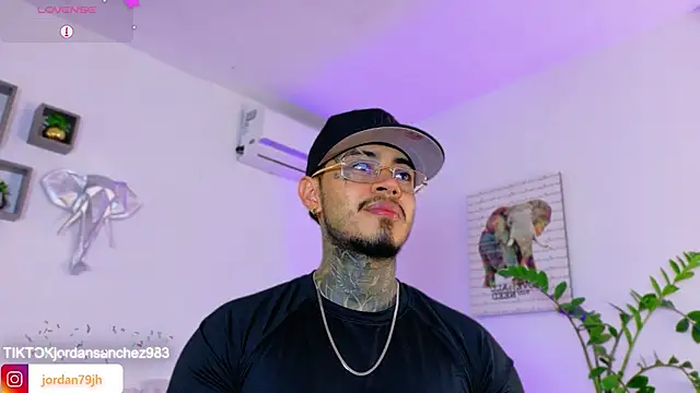 JordanSmiith  online show from 17, 3, 2026