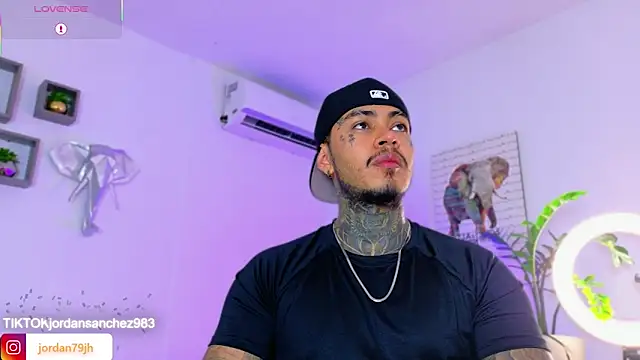 JordanSmiith  online show from 8, 5, 2026