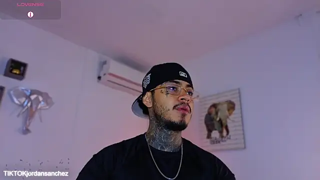 JordanSmiith  online show from 10, 1, 2026