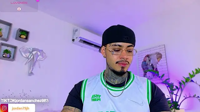 JordanSmiith  online show from 31, 3, 2026