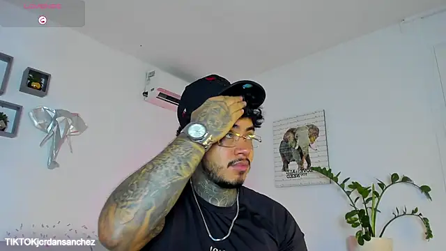 JordanSmiith  online show from 17, 1, 2026