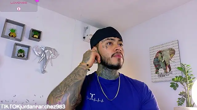 JordanSmiith  online show from 26, 2, 2026