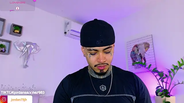 JordanSmiith  online show from 23, 3, 2026