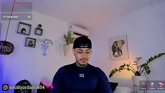 JordanSmiith  online show from 17, 3, 2025