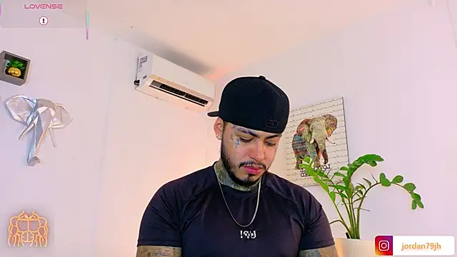 Snapshot of JordanSmiith_ chatting on 18, 7, 2026 JordanSmiith online show from 18, 7, 2026