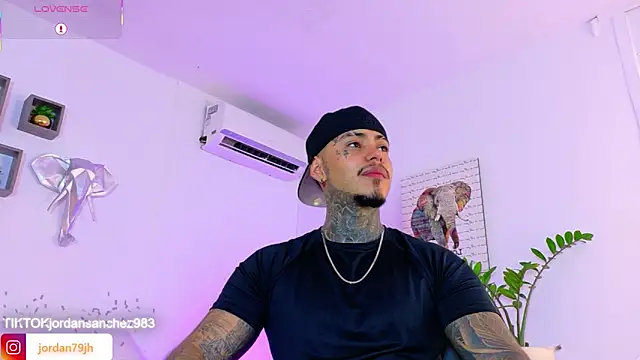 JordanSmiith  online show from 25, 5, 2026