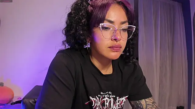 witchviolet online show from 18, 3, 2025