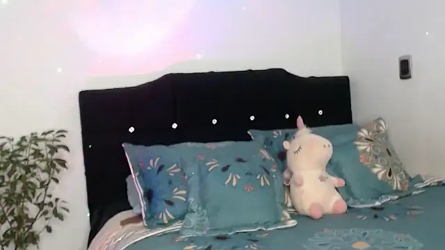 Diluka alisson7 online show from 28, 11, 2025