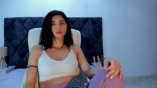 Linisprincehot69 online show from 8, 2, 2025