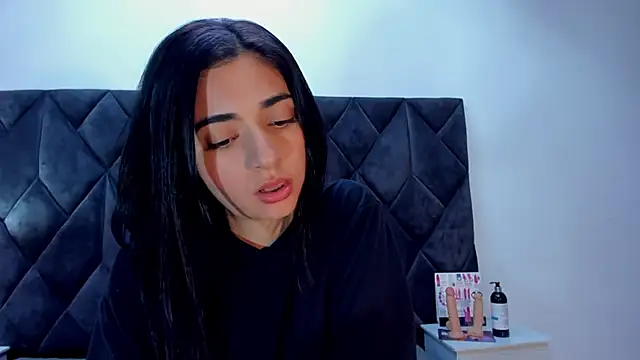 Linisprincehot69 online show from 19, 1, 2025