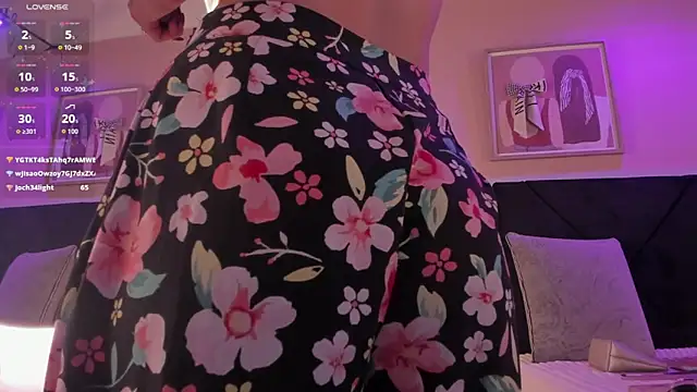 chloe watson  online show from 12, 3, 2026