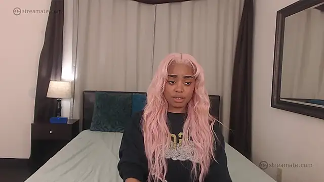 RobynKnight online show from 18, 2, 2026