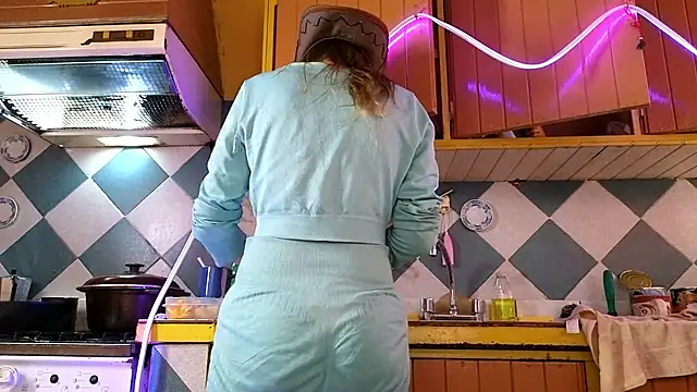 Jony Marta online show from 9, 11, 2025