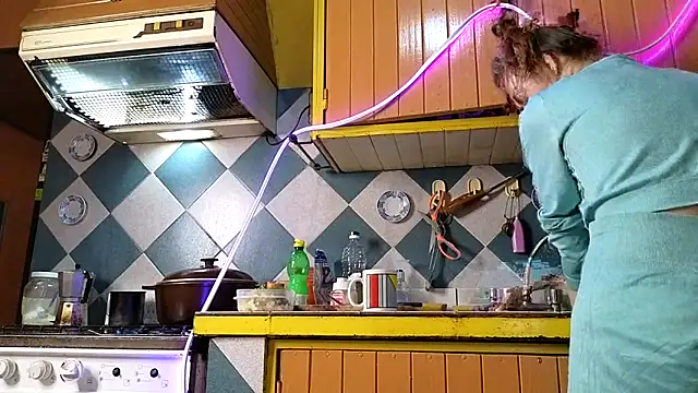 Jony Marta online show from 11, 11, 2025