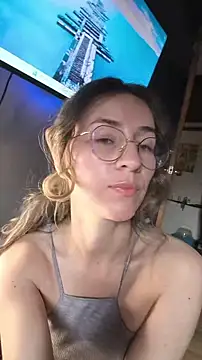 Snapshot of ssara_miranda chatting on 23, 4, 2026 ssara miranda online show from 23, 4, 2026