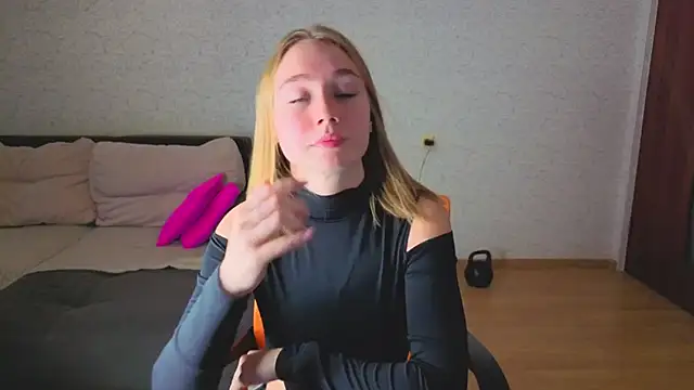 natali2550 online show from 4, 12, 2025