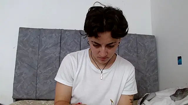 linda 33 online show from 11, 11, 2025