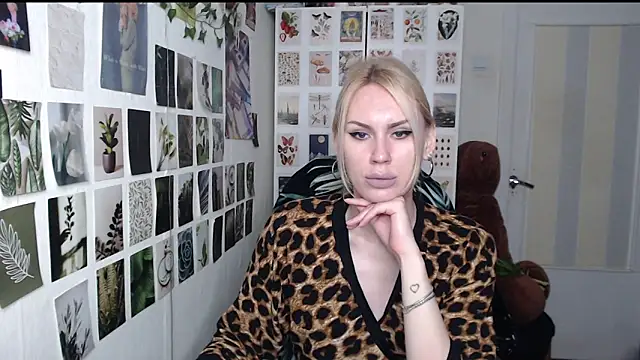 Snapshot of CapriScorpion chatting on 13, 6, 2026 CapriScorpion online show from 13, 6, 2026