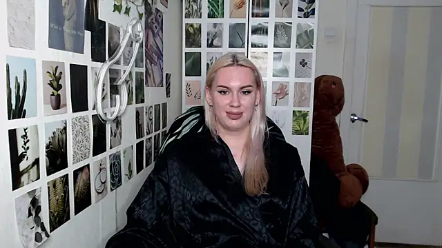 CapriScorpion online show from 2, 11, 2025