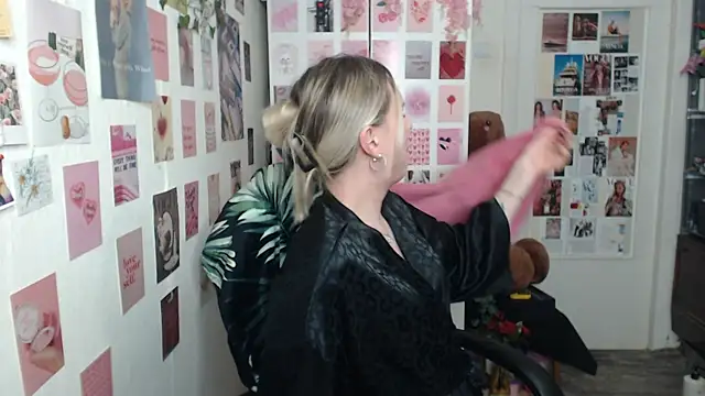 CapriScorpion online show from 19, 3, 2025