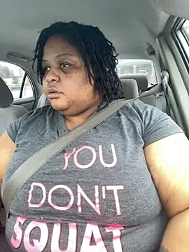 Snapshot of kweenxkarma chatting on 25, 10, 2025 kweenxkarma online show from 25, 10, 2025