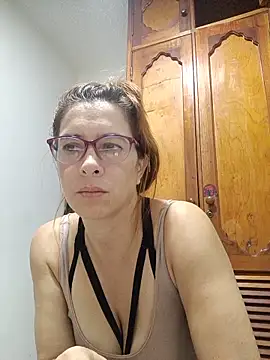 mademonsexy online show from 9, 5, 2026