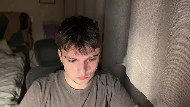 Snapshot of superfluboy_ chatting on 13, 11, 2025 superfluboy online show from 13, 11, 2025